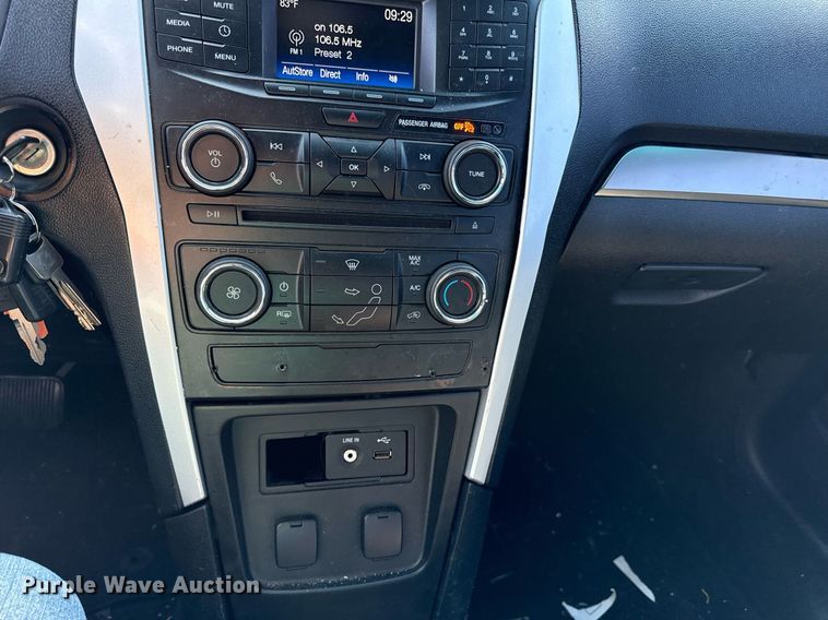 image for item DS4370 2017 Ford Explorer Police Interceptor SUV