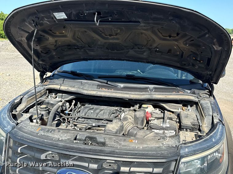 image for item DS4370 2017 Ford Explorer Police Interceptor SUV