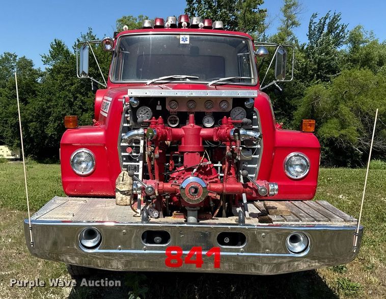 image for item DS4371 1978 Ford 8000 pumper fire truck