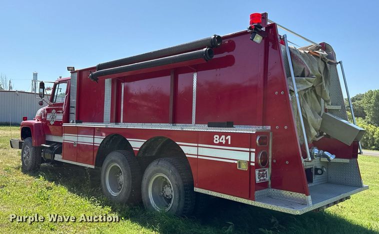 image for item DS4371 1978 Ford 8000 pumper fire truck