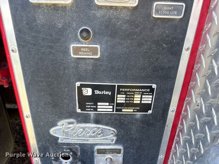 image for item DS4371 1978 Ford 8000 pumper fire truck