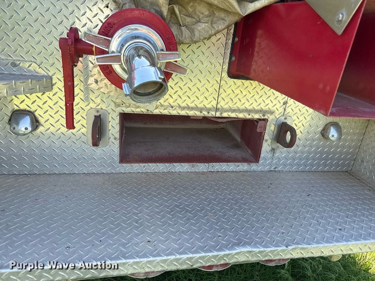 image for item DS4371 1978 Ford 8000 pumper fire truck