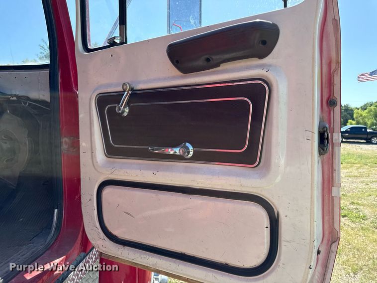 image for item DS4371 1978 Ford 8000 pumper fire truck