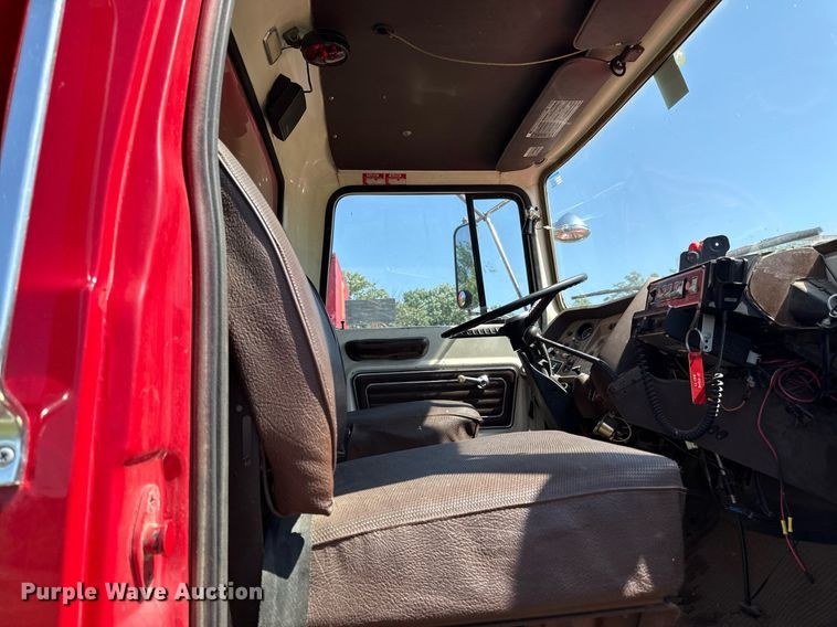 image for item DS4371 1978 Ford 8000 pumper fire truck