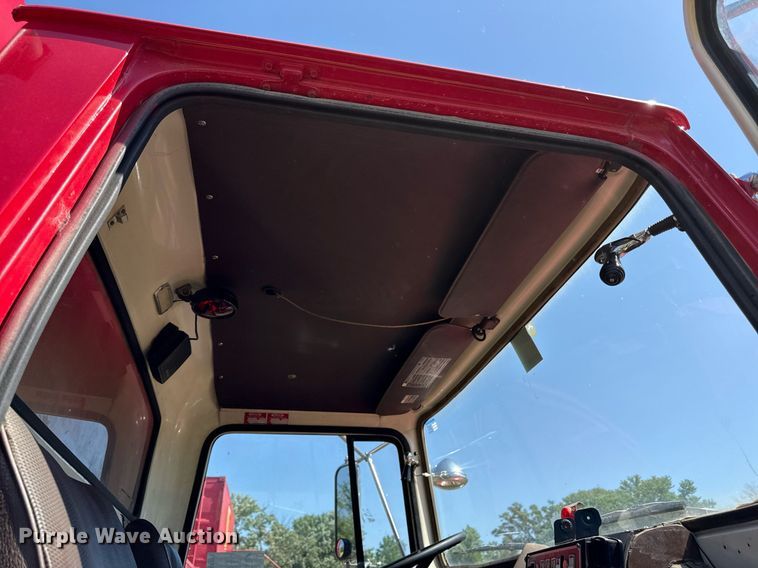 image for item DS4371 1978 Ford 8000 pumper fire truck