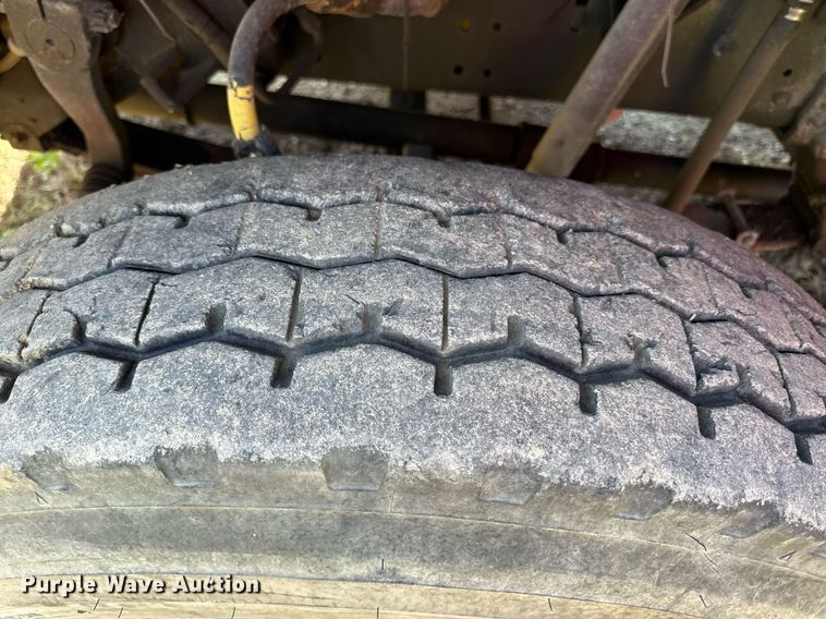 image for item DS4371 1978 Ford 8000 pumper fire truck