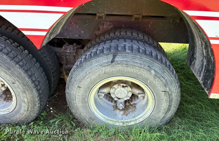 image for item DS4371 1978 Ford 8000 pumper fire truck