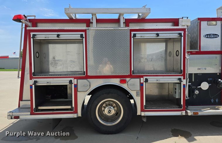 image for item DT6925 1996 Freightliner FL70 Business Class pumper fire truck