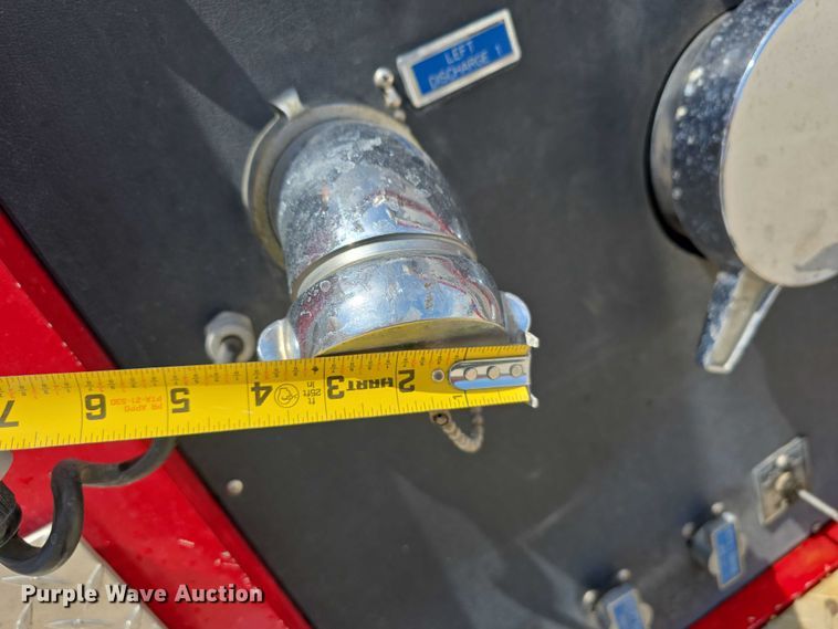 image for item DT6925 1996 Freightliner FL70 Business Class pumper fire truck