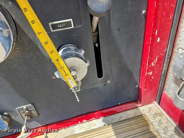 image for item DT6925 1996 Freightliner FL70 Business Class pumper fire truck