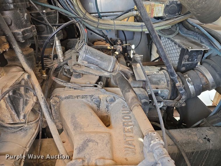 image for item DT6925 1996 Freightliner FL70 Business Class pumper fire truck