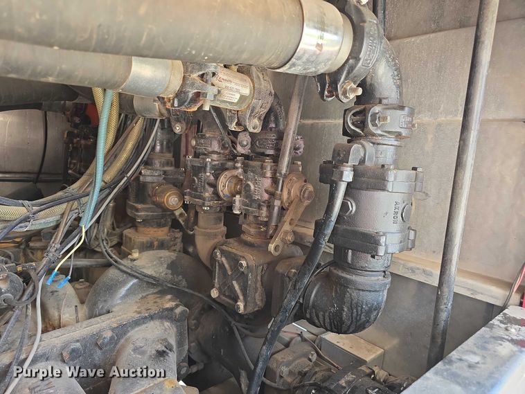 image for item DT6925 1996 Freightliner FL70 Business Class pumper fire truck