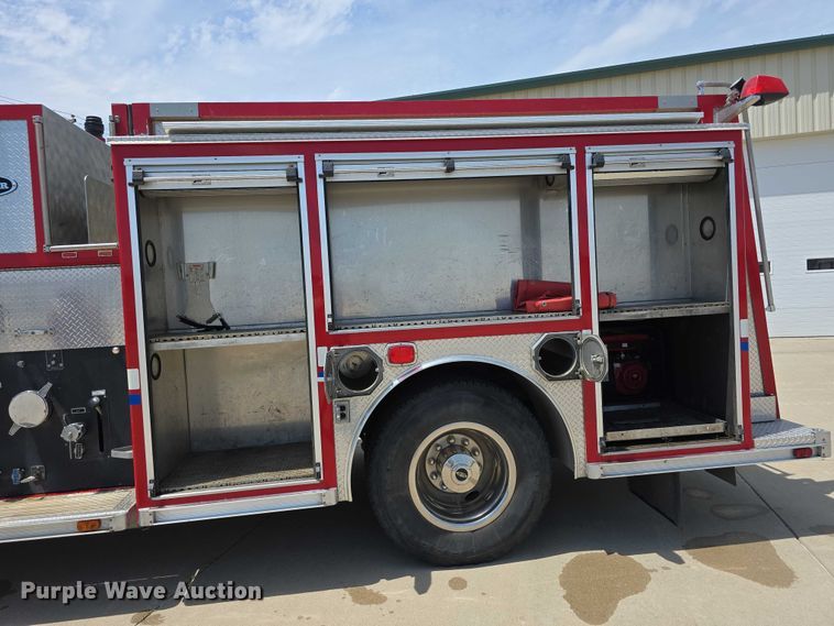 image for item DT6925 1996 Freightliner FL70 Business Class pumper fire truck