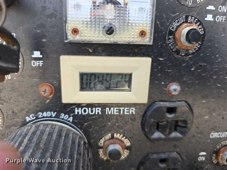 image for item DT6925 1996 Freightliner FL70 Business Class pumper fire truck