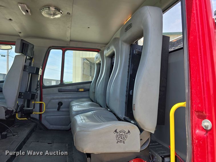 image for item DT6925 1996 Freightliner FL70 Business Class pumper fire truck