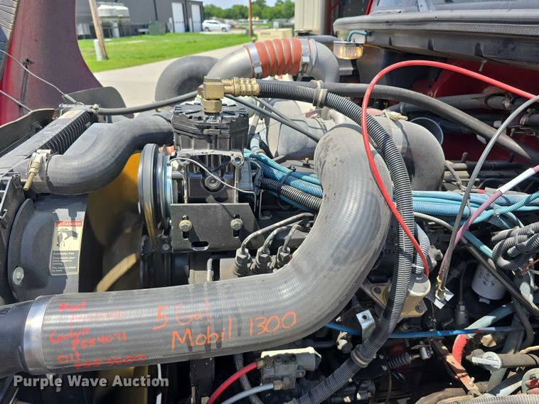 image for item DT6925 1996 Freightliner FL70 Business Class pumper fire truck