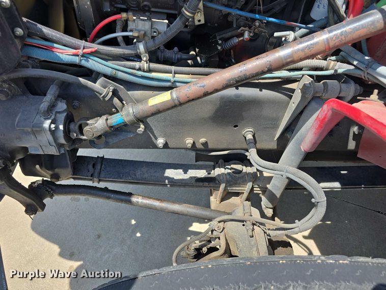 image for item DT6925 1996 Freightliner FL70 Business Class pumper fire truck