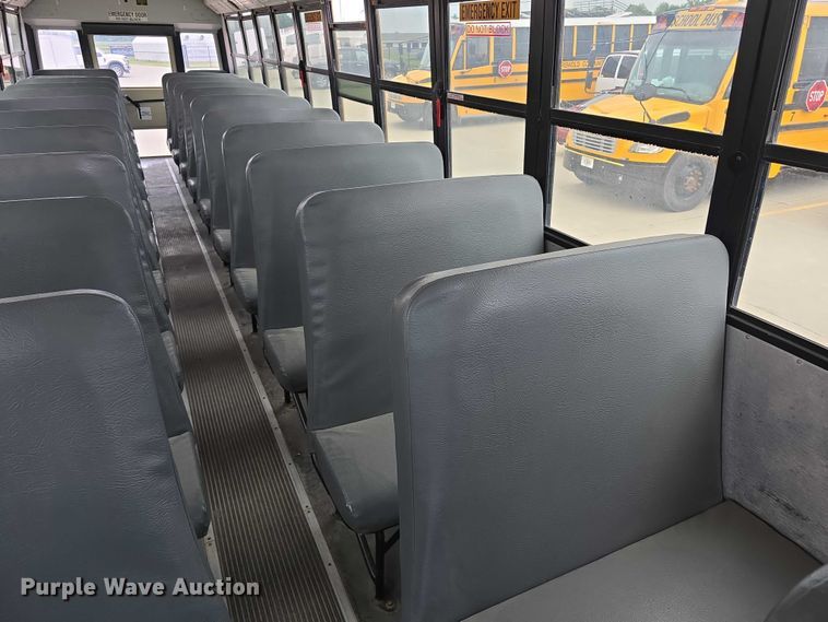 image for item DT6967 2011 Thomas Built Buses Saf-T-Liner school bus