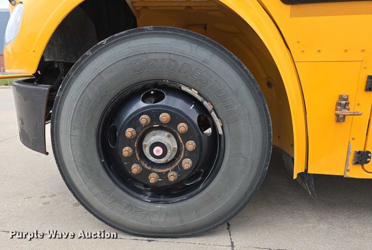 image for item DT6967 2011 Thomas Built Buses Saf-T-Liner school bus