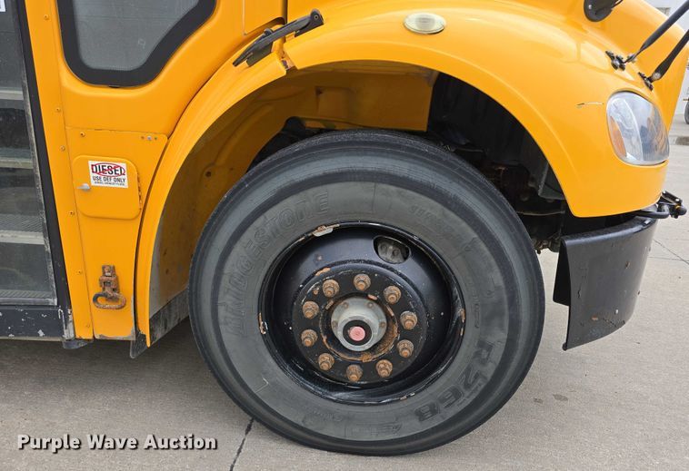 image for item DT6967 2011 Thomas Built Buses Saf-T-Liner school bus