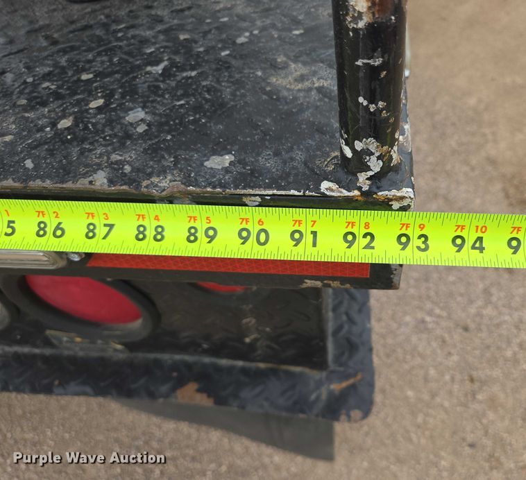 image for item DT7215 1995 Freightliner FL70 bucket truck