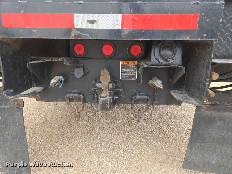 image for item DT7215 1995 Freightliner FL70 bucket truck