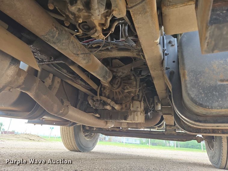 image for item DT7215 1995 Freightliner FL70 bucket truck