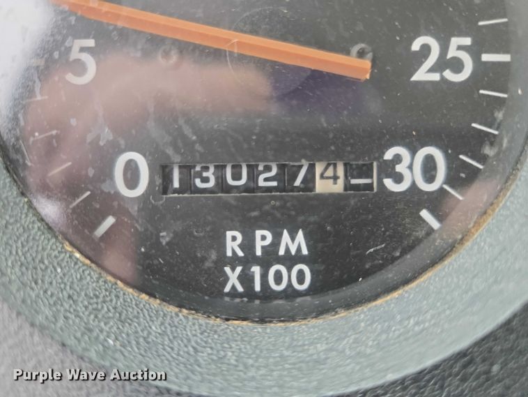 image for item DT7215 1995 Freightliner FL70 bucket truck