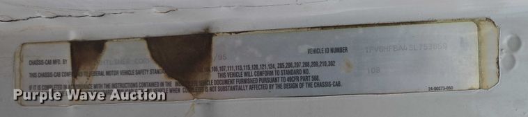 image for item DT7215 1995 Freightliner FL70 bucket truck