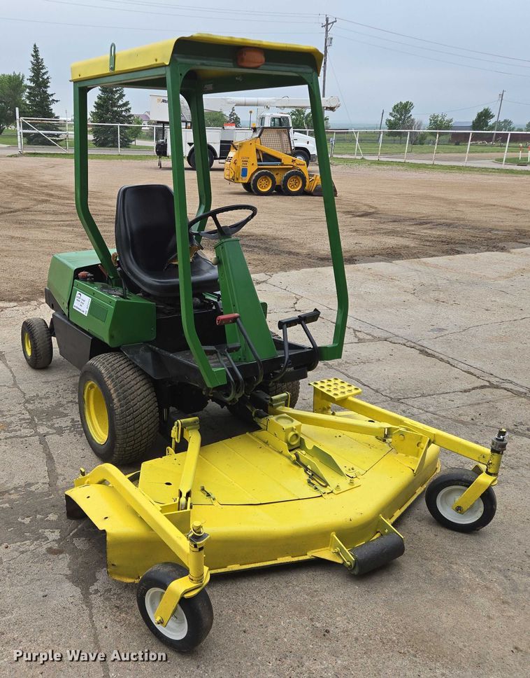 image for item DT7217 John Deere F935 lawn mower