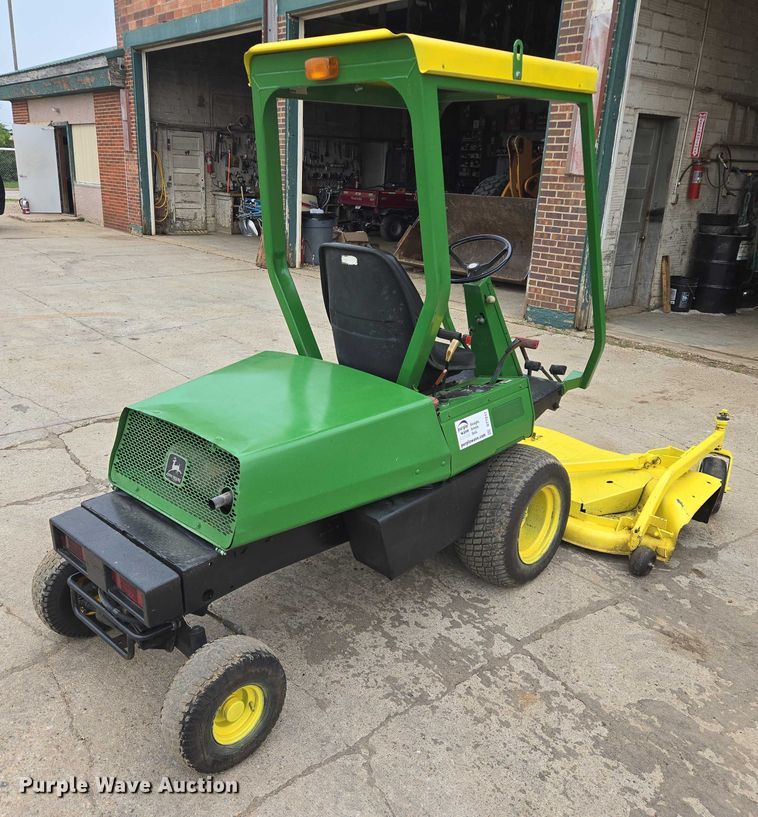 image for item DT7217 John Deere F935 lawn mower