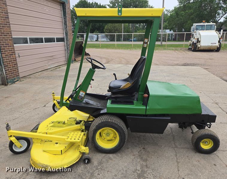 image for item DT7217 John Deere F935 lawn mower