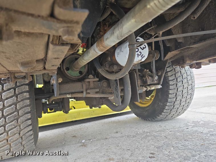 image for item DT7217 John Deere F935 lawn mower