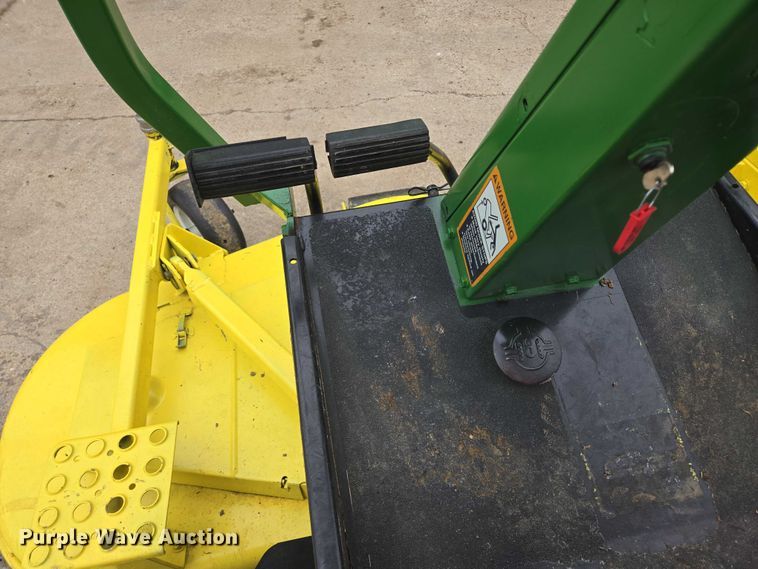 image for item DT7217 John Deere F935 lawn mower