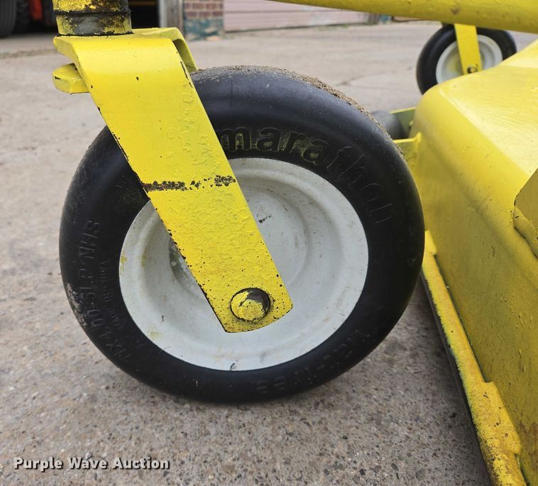 image for item DT7217 John Deere F935 lawn mower