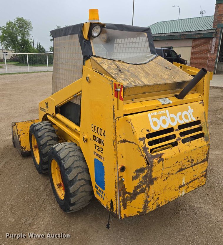 image for item DT7218 1980 Clark Bobcat 732 skid steer loader