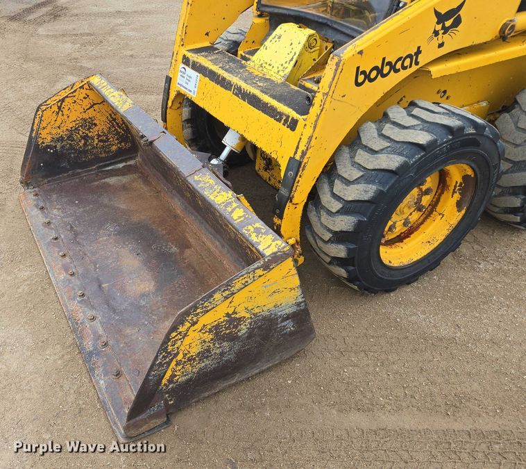 image for item DT7218 1980 Clark Bobcat 732 skid steer loader