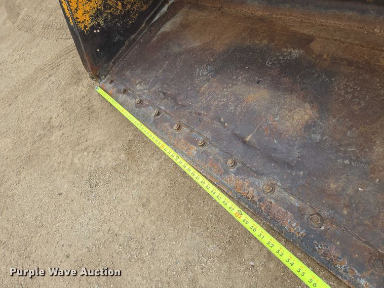 image for item DT7218 1980 Clark Bobcat 732 skid steer loader