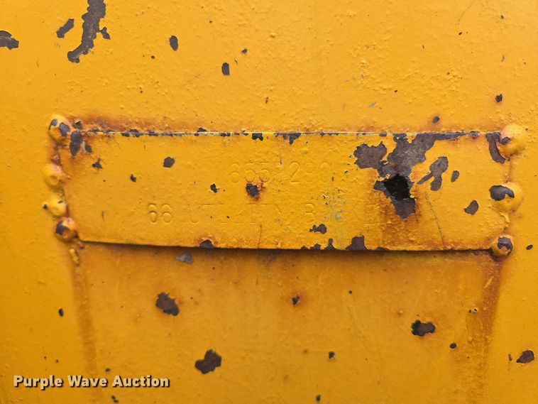 image for item DT7218 1980 Clark Bobcat 732 skid steer loader