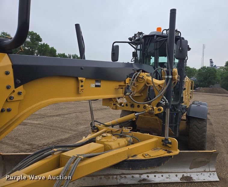 image for item DT7219 2015 Caterpillar 140M3 AWD motor grader