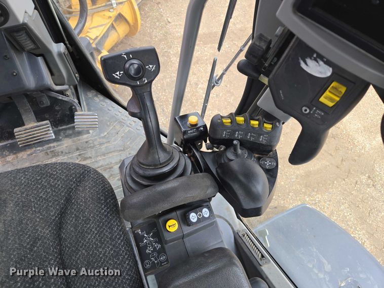 image for item DT7219 2015 Caterpillar 140M3 AWD motor grader