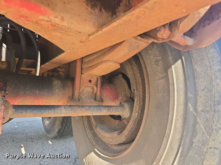 image for item DU7774 1979 Fontaine flatbed trailer