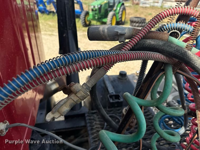 image for item DU7831 2002 International 2574 semi truck