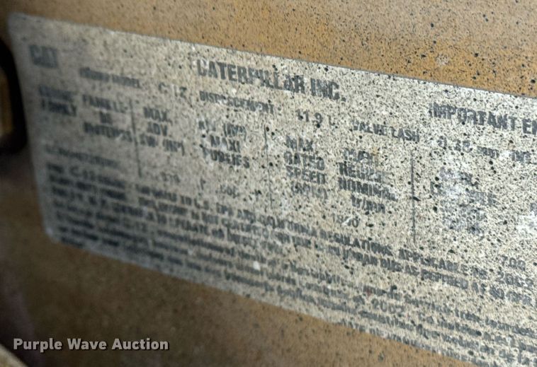 image for item DU7831 2002 International 2574 semi truck