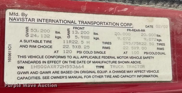 image for item DU7831 2002 International 2574 semi truck