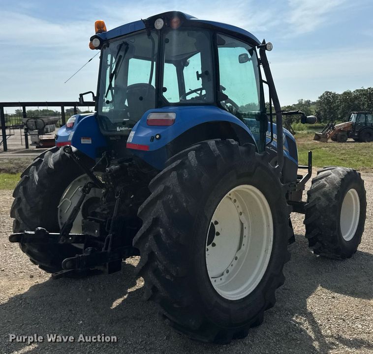 image for item DU7832 2014 New Holland T5.115 MFWD tractor