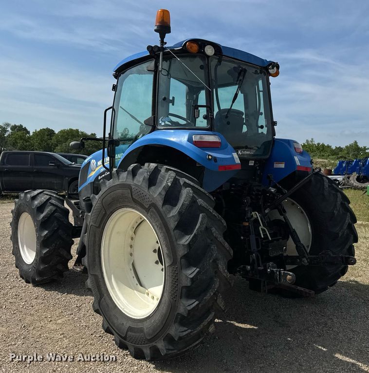 image for item DU7832 2014 New Holland T5.115 MFWD tractor