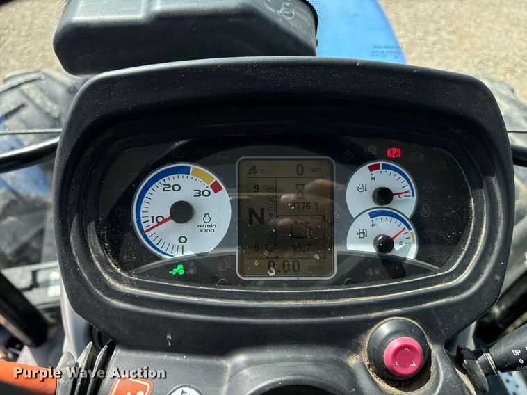 image for item DU7832 2014 New Holland T5.115 MFWD tractor