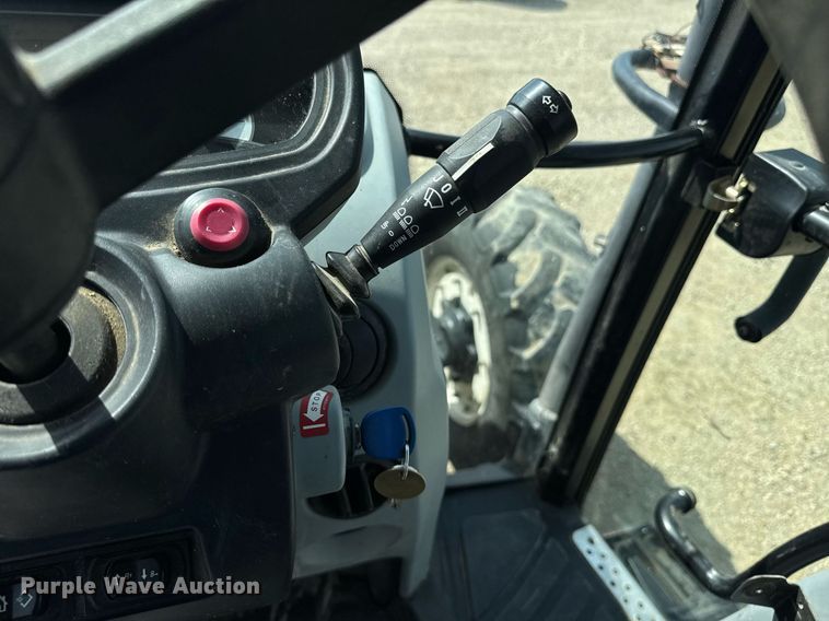 image for item DU7832 2014 New Holland T5.115 MFWD tractor