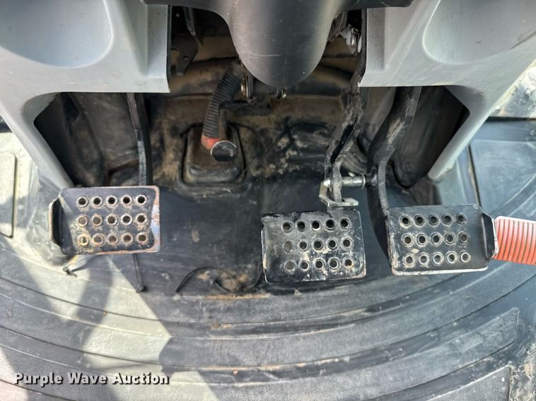 image for item DU7832 2014 New Holland T5.115 MFWD tractor